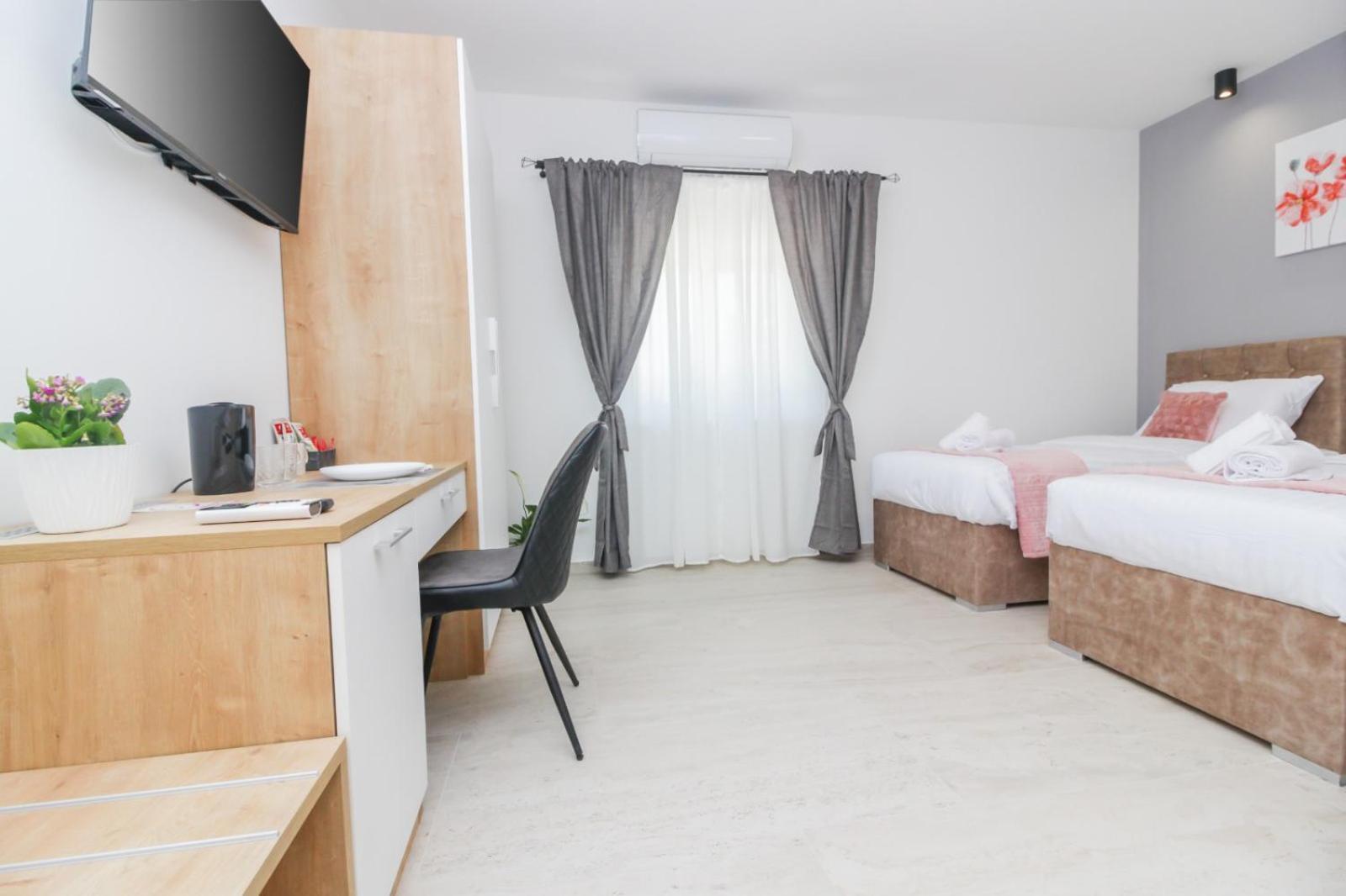 Rooms Zemunik Donji Zemunik Εξωτερικό φωτογραφία