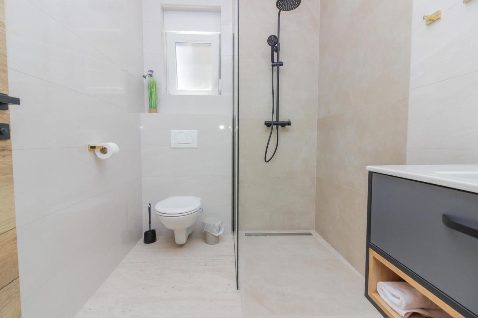 Rooms Zemunik Donji Zemunik Εξωτερικό φωτογραφία