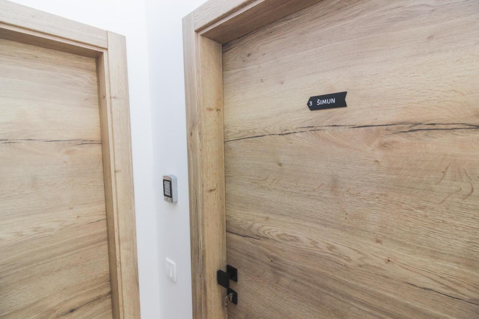 Rooms Zemunik Donji Zemunik Εξωτερικό φωτογραφία